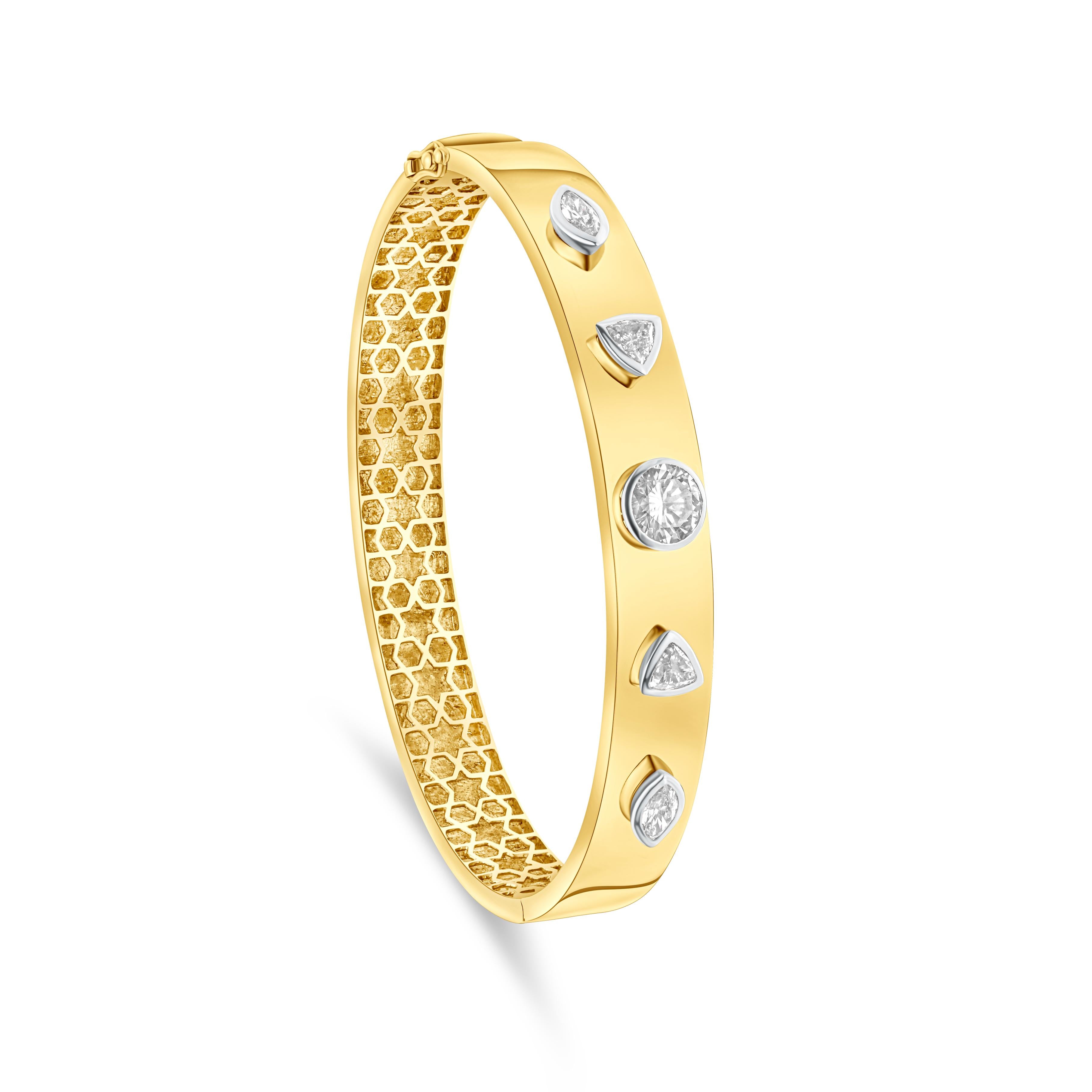 Constellation Round Bangle
