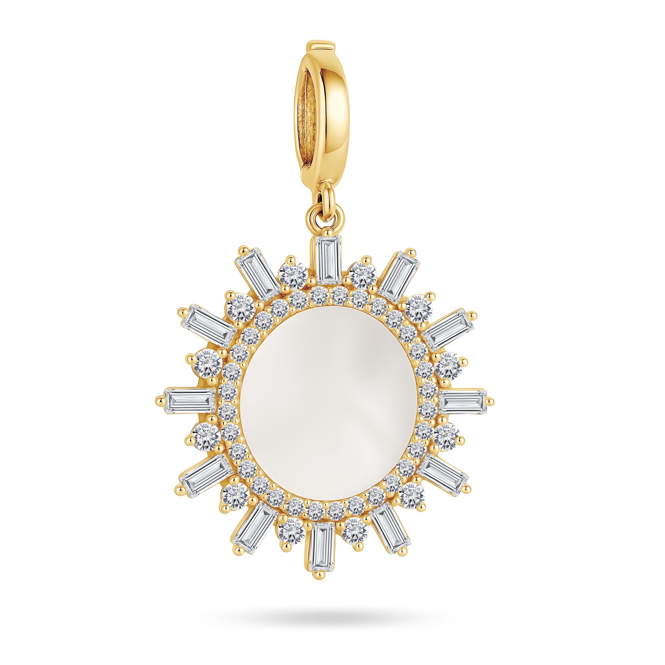 Celeste Charm in 18K Gold